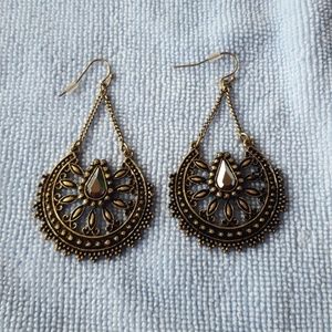 Avon Infinite Stars Earrings